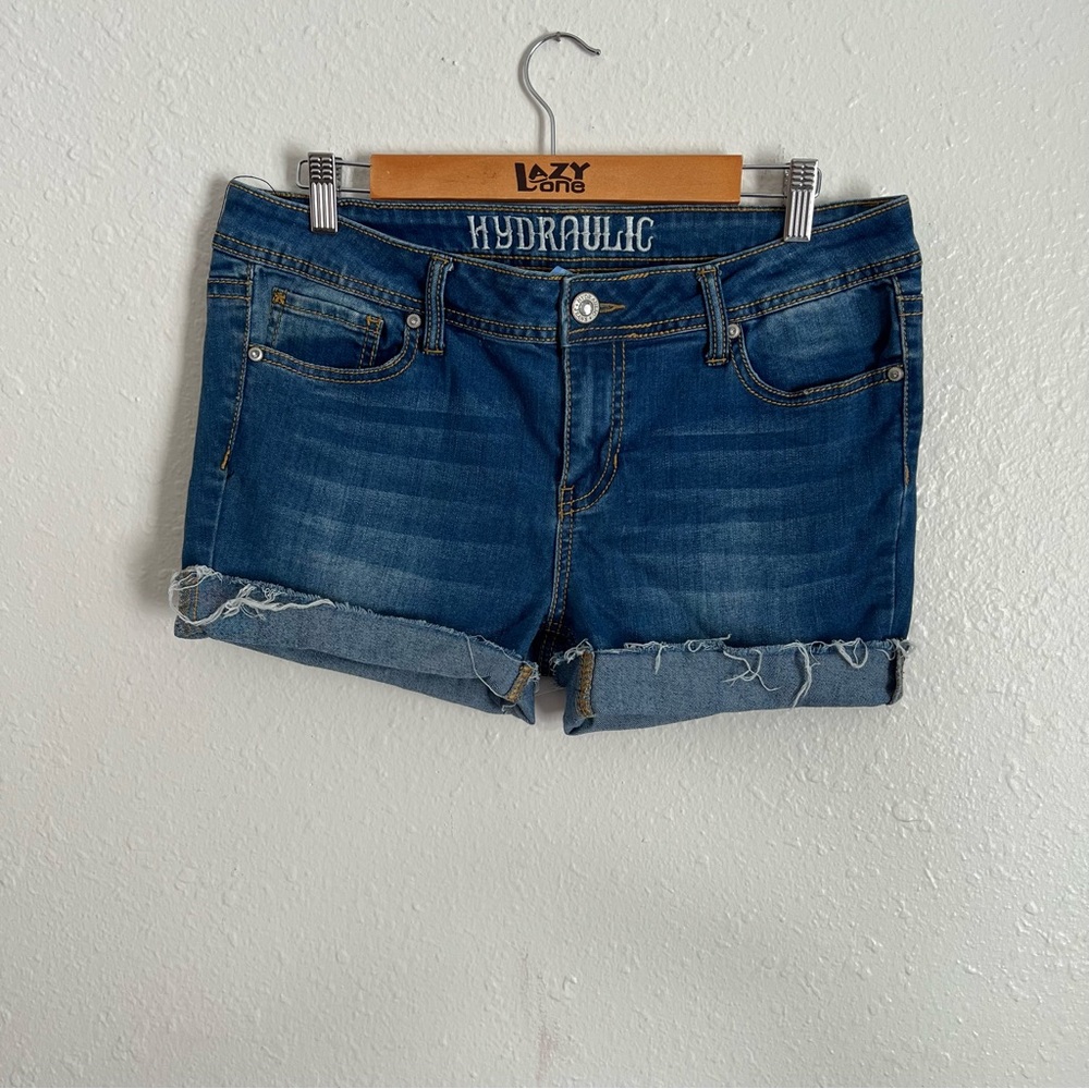 Size 13 Hydraulic Women's Dark Blue Denim Roll-Cuff Shorts